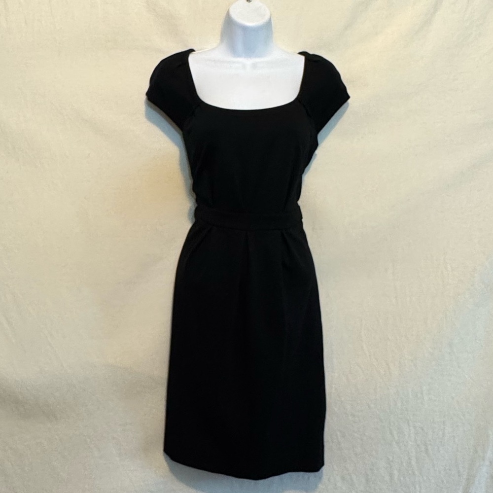 B-88 Madison Black Cap Sleeve Pleated MIDI Dress Size S